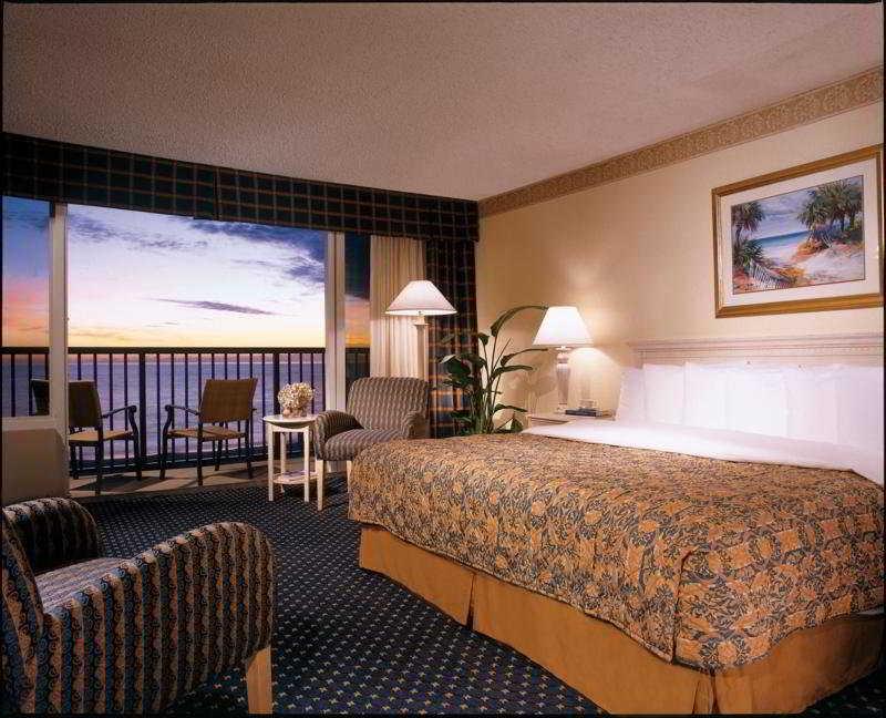 Cirque St Armands Beachside Sarasota Room photo