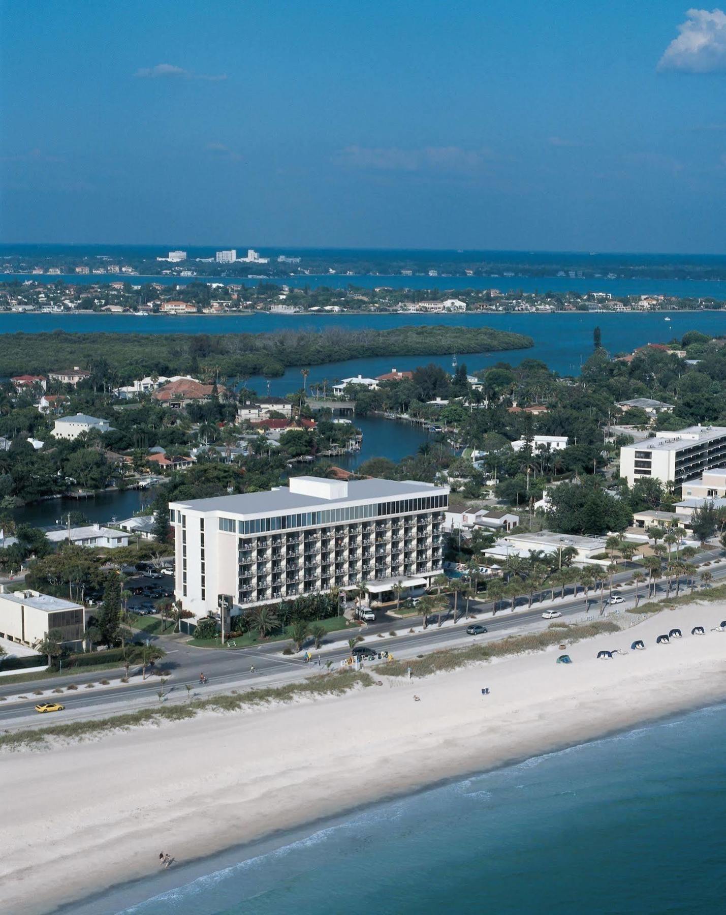 Cirque St Armands Beachside Sarasota Exterior photo